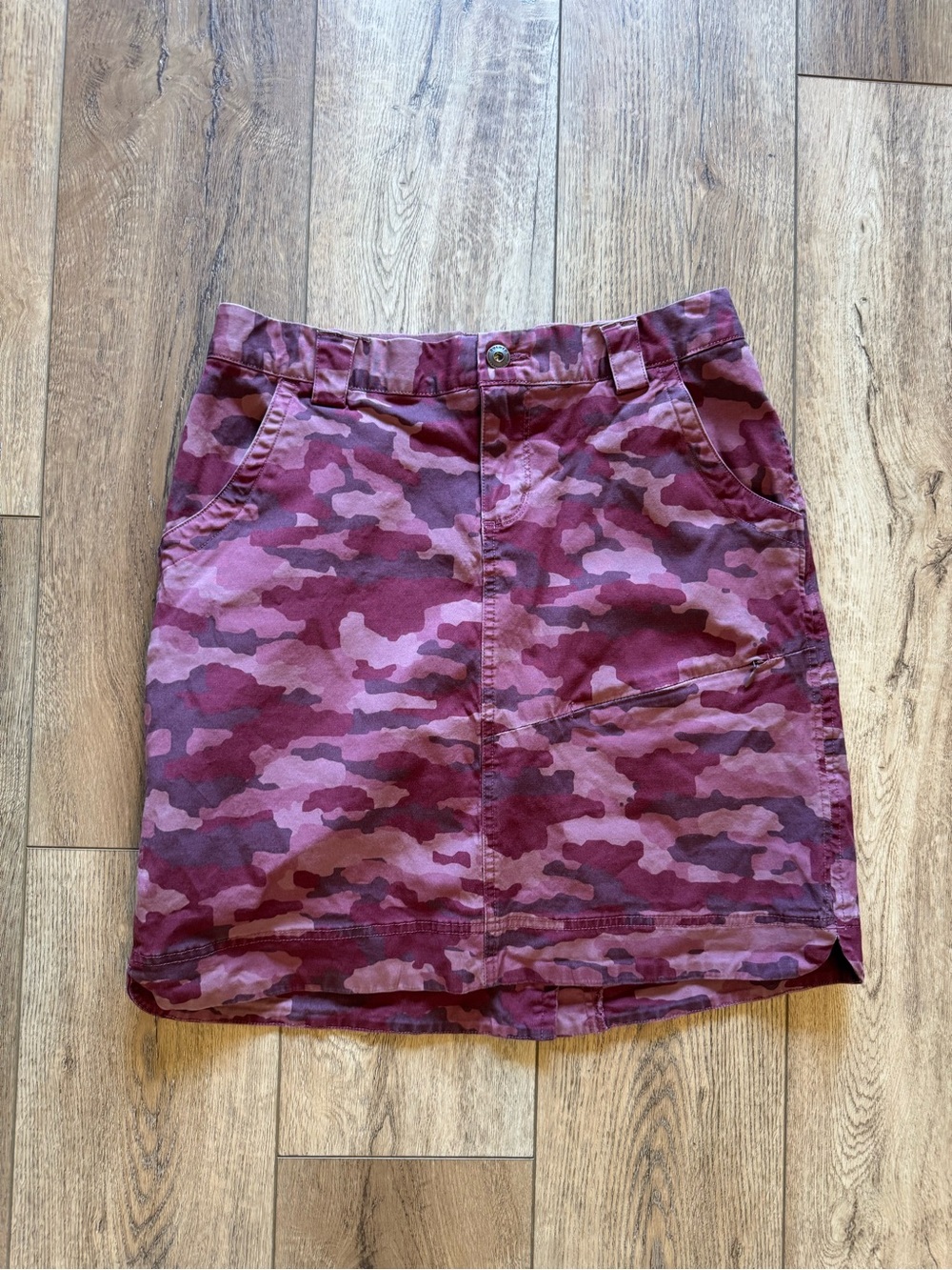 Duluth Trading Co Pink Camo Utility Mini Skirt